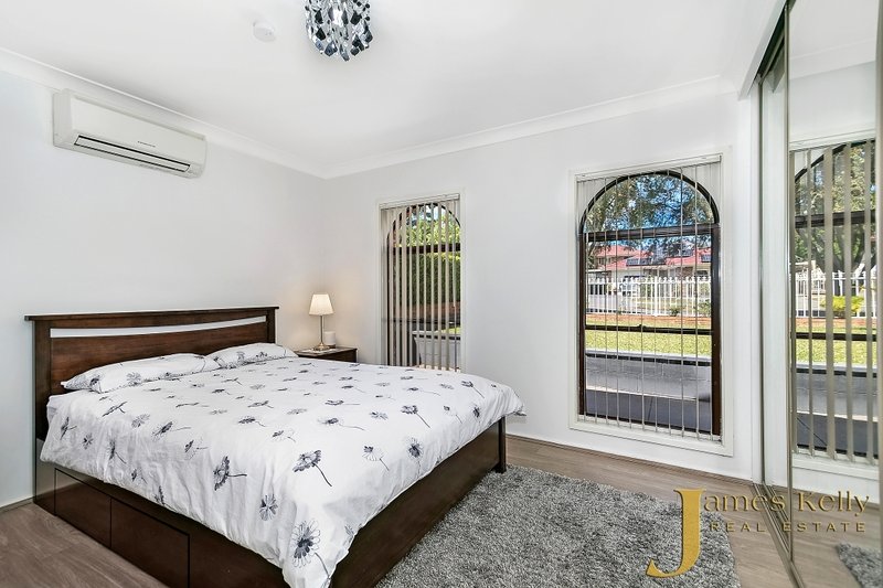 Photo - 58 Denis Winston Dr , Doonside NSW 2767 - Image 4