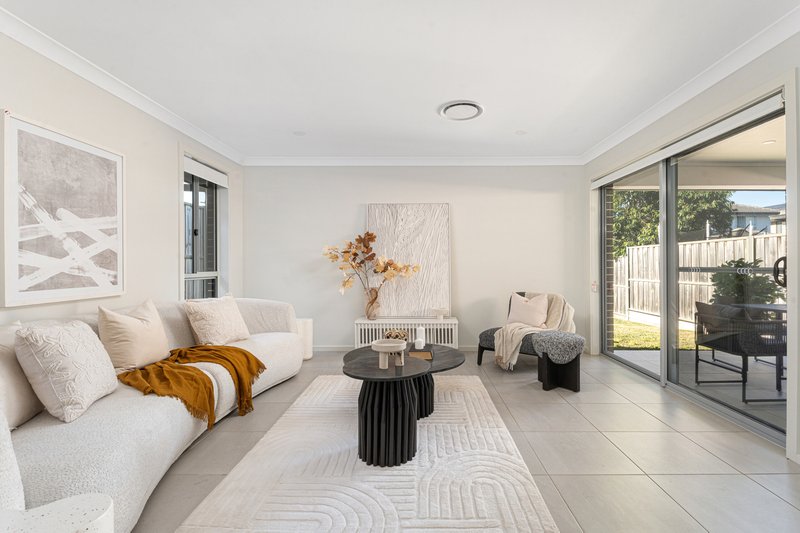 Photo - 58 Dorado Street, Box Hill NSW 2765 - Image 3
