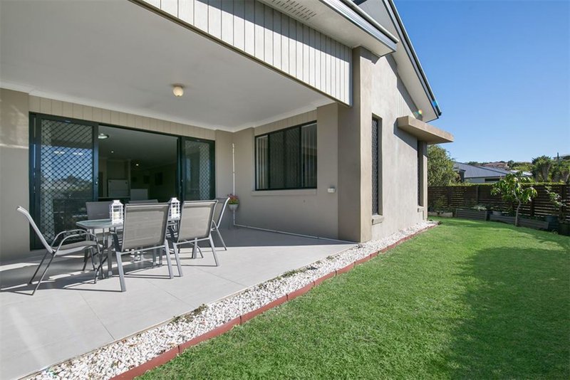 Photo - 58 Edenbrooke Drive, Sinnamon Park QLD 4073 - Image 13