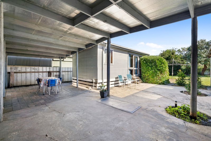 Photo - 58 Edols Street, Ballan VIC 3342 - Image 13