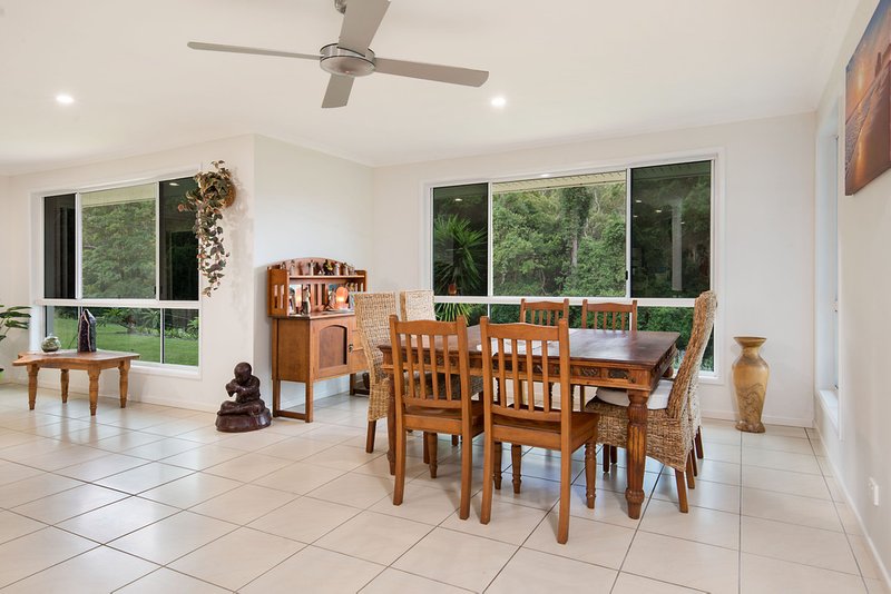 Photo - 58 Elisabeth Valley Place, Ilkley QLD 4554 - Image 3