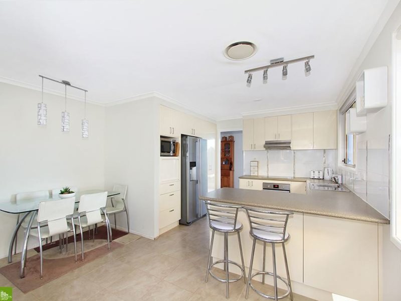 Photo - 58 Emerson Road, Dapto NSW 2530 - Image 4