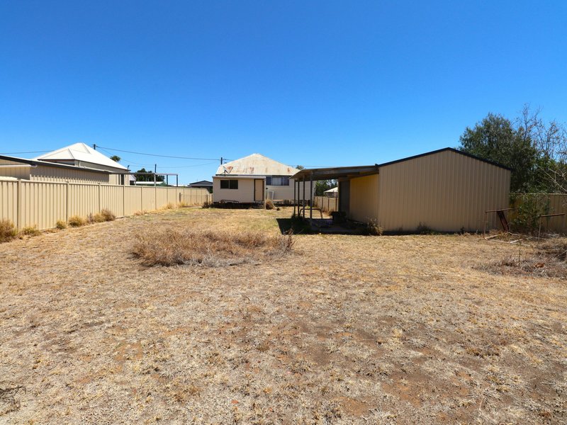 Photo - 58 Feather Street, Roma QLD 4455 - Image 15