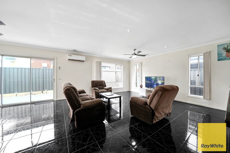 Photo - 58 Felix Way, Tarneit VIC 3029 - Image 14