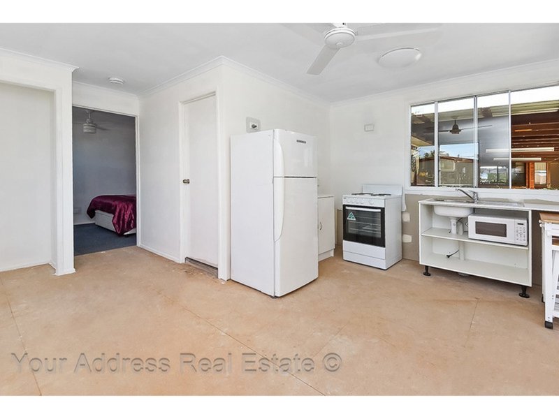 Photo - 58 Flinders Crescent, Boronia Heights QLD 4124 - Image 16