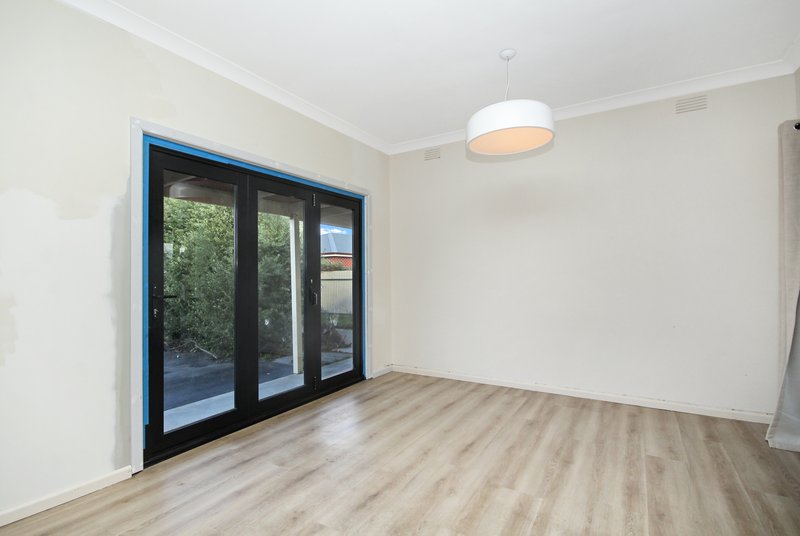 Photo - 58 Francis Street, Horsham VIC 3400 - Image 5