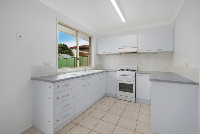 Photo - 58 Freeman Circuit, Ingleburn NSW 2565 - Image 5