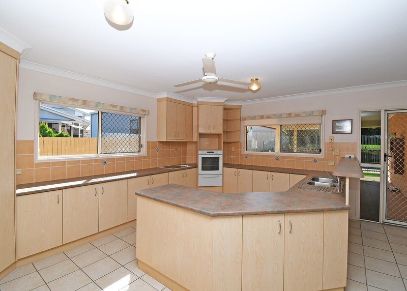 Photo - 58 Gundesen Drive, Urraween QLD 4655 - Image 5