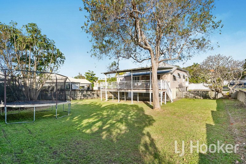 Photo - 58 Halstead Street, Coorparoo QLD 4151 - Image 2