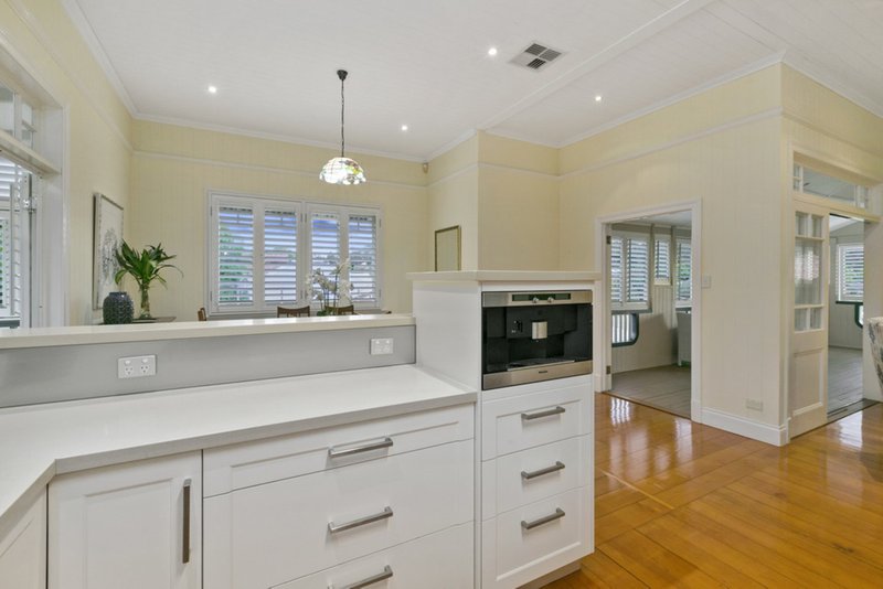 Photo - 58 Hamlet Street, Annerley QLD 4103 - Image 7