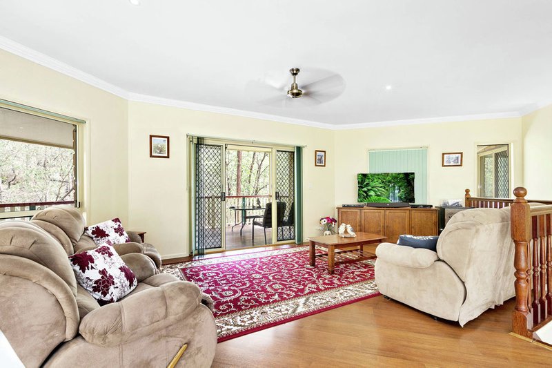 Photo - 58 Hatia Grove, Ferny Grove QLD 4055 - Image 6