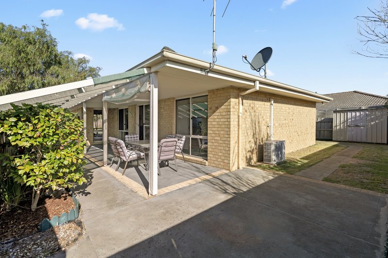 Photo - 58 Hayes Avenue, Rosebud VIC 3939 - Image 2