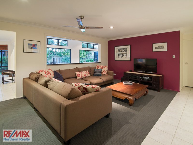 Photo - 58 Hayward Ave , Cashmere QLD 4500 - Image 4