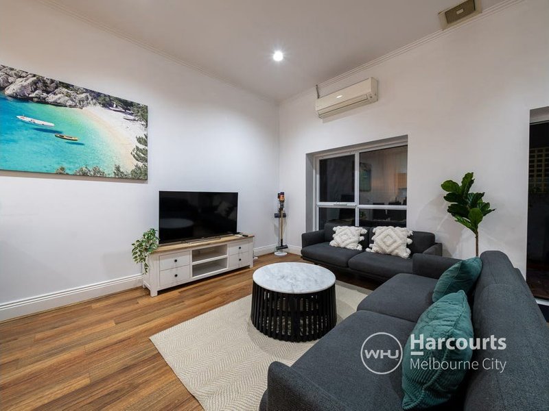 Photo - 58 Hayward Lane, Melbourne VIC 3000 - Image 3