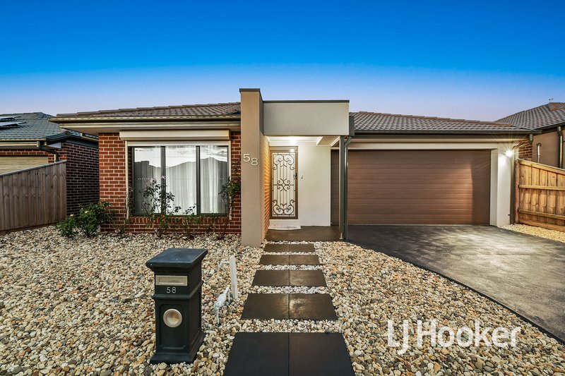 58 Highmount Drive, Hampton Park VIC 3976