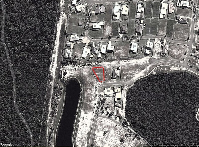 Photo - 58 Honey Myrtle Close, Burrum Heads QLD 4659 - Image 2