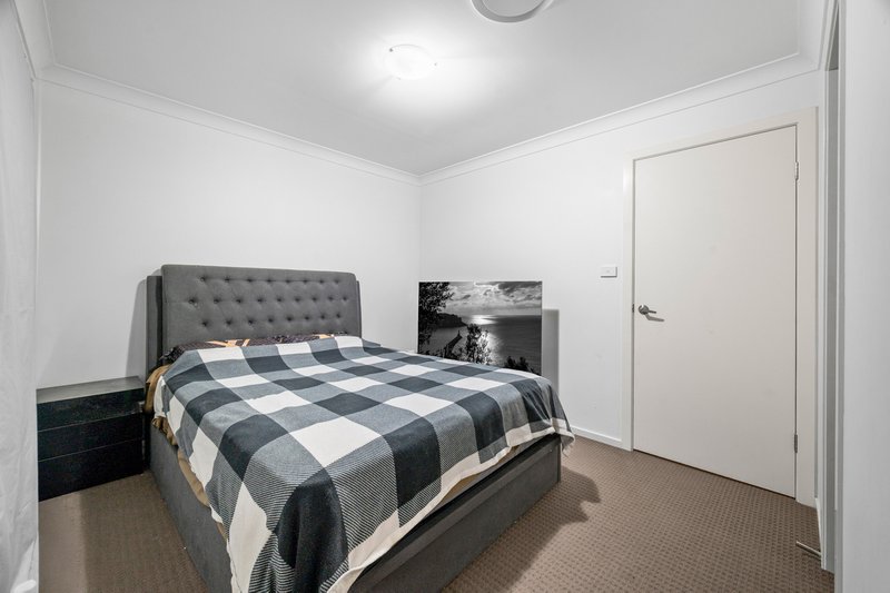 Photo - 58 Ingleburn Gardens Drive, Bardia NSW 2565 - Image 6