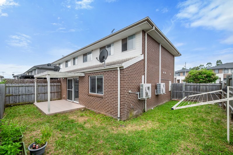 Photo - 58 Ingleburn Gardens Drive, Bardia NSW 2565 - Image 11