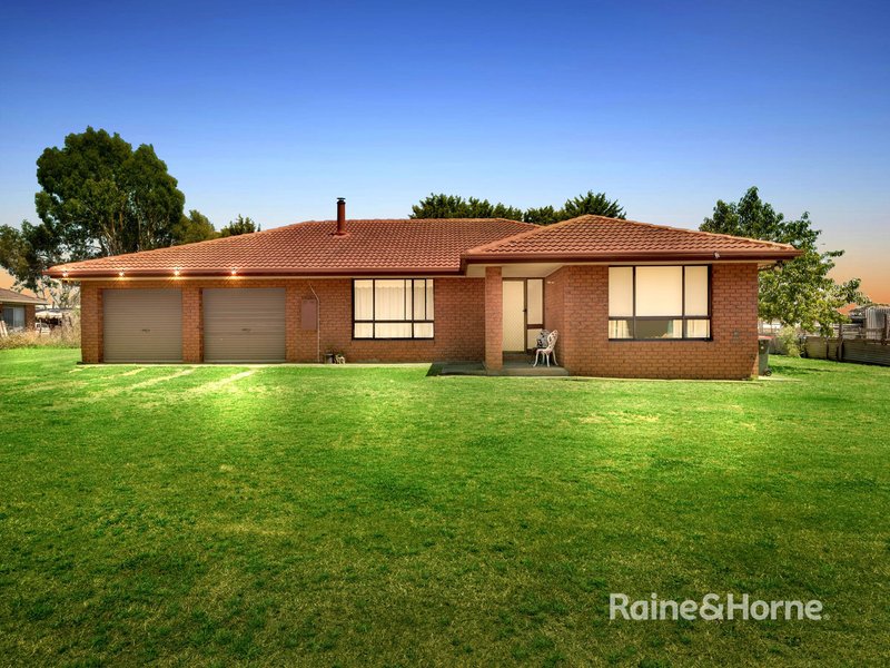 Photo - 58 Ingliston Road, Ballan VIC 3342 - Image 4