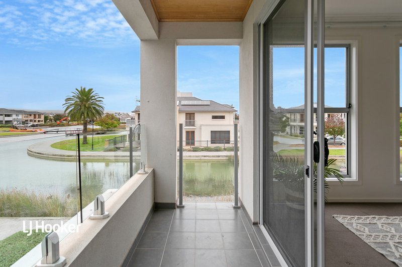 Photo - 58 Isla Circuit, Mawson Lakes SA 5095 - Image 18