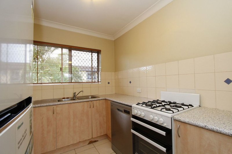 Photo - 5/8 Jepshon Street, Toowong QLD 4066 - Image 5