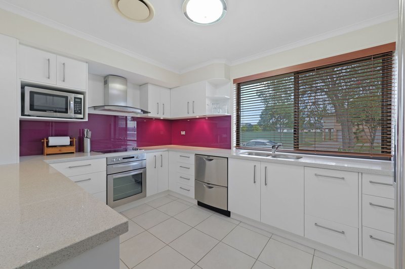 Photo - 58 Jessica Boulevard, Minyama QLD 4575 - Image 2