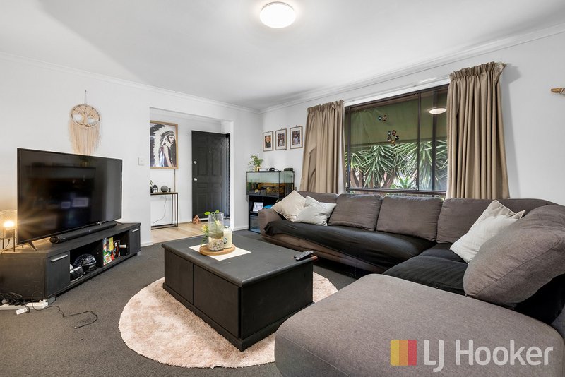 Photo - 58 Kanimbla Crescent, Craigmore SA 5114 - Image 4