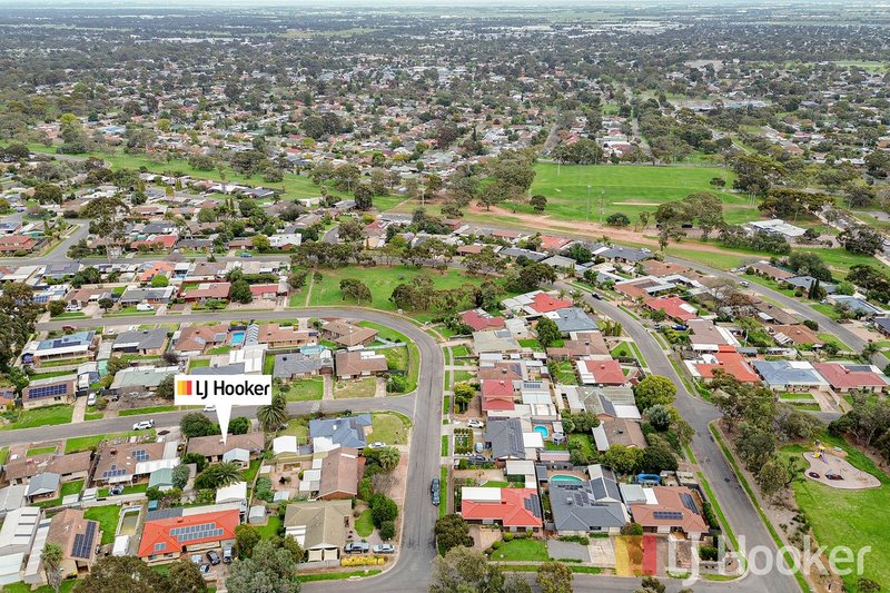 Photo - 58 Kanimbla Crescent, Craigmore SA 5114 - Image 22