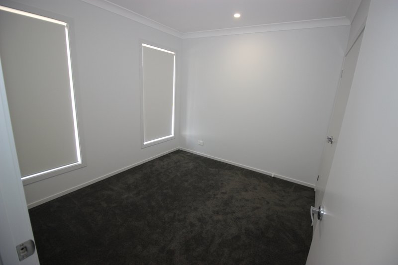 Photo - 58 Kenakan Street, Edgeworth NSW 2285 - Image 5