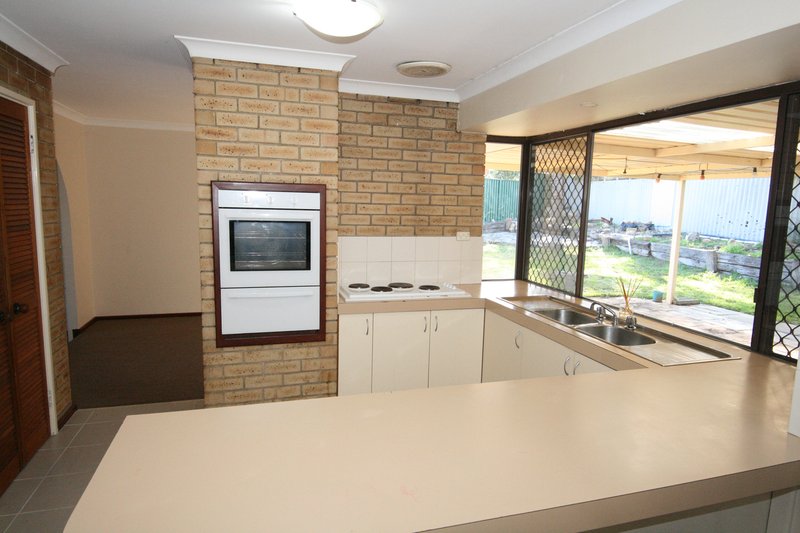 Photo - 58 Kenton Way, Rockingham WA 6168 - Image 6