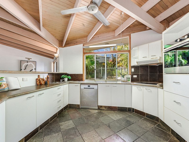 Photo - 58 Kingfisher Street, Albany Creek QLD 4035 - Image 3