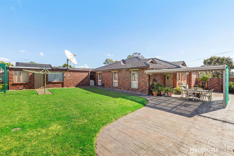 Photo - 58 Kingloch Parade, Wantirna VIC 3152 - Image 10