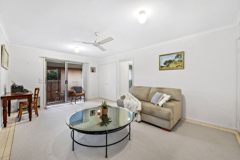 Photo - 58 Kuringgai Crescent, Noble Park VIC 3174 - Image 8