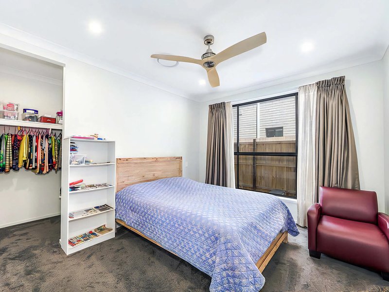 Photo - 58 Lackmann Crescent, Mango Hill QLD 4509 - Image 6