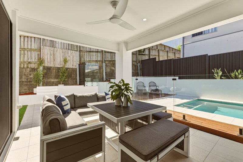 Photo - 58 Linacre Crescent, Carindale QLD 4152 - Image 12
