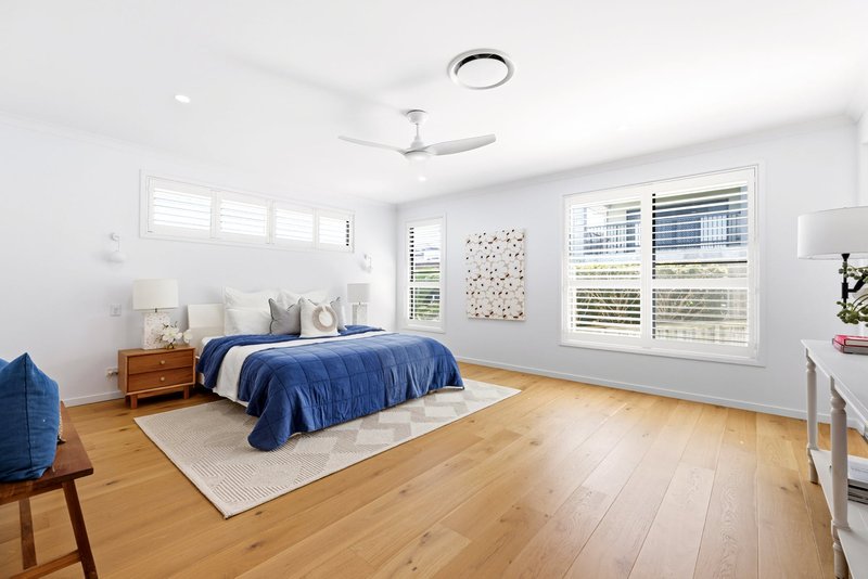 Photo - 58 Linacre Crescent, Carindale QLD 4152 - Image 16
