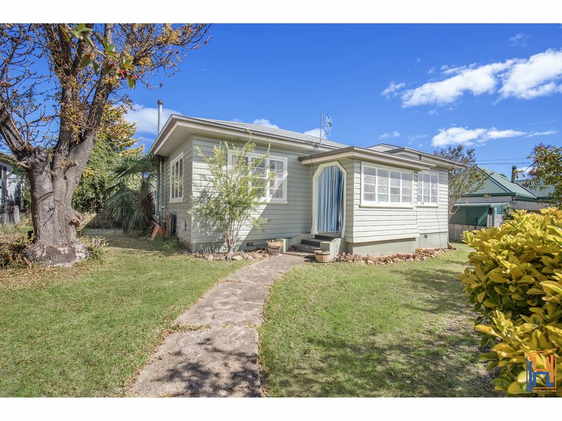 Photo - 58 Mann Street, Armidale NSW 2350 - Image 1