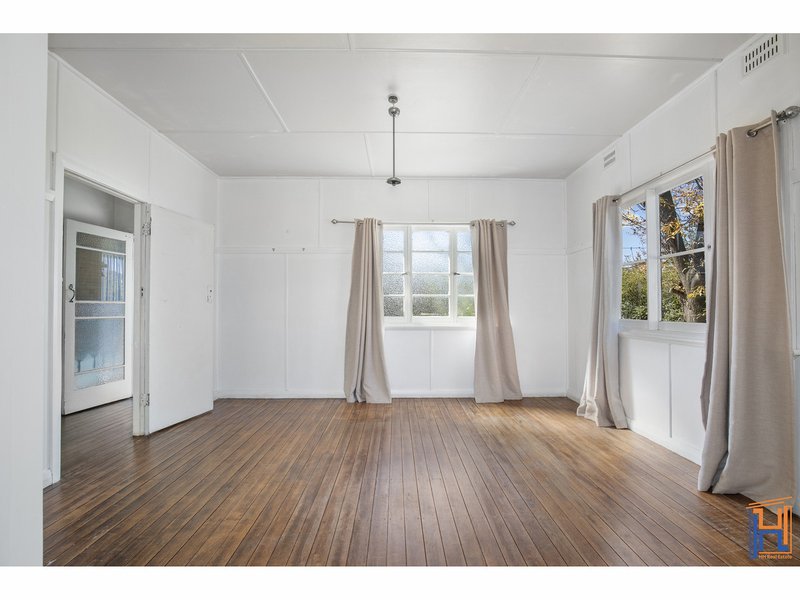Photo - 58 Mann Street, Armidale NSW 2350 - Image 5