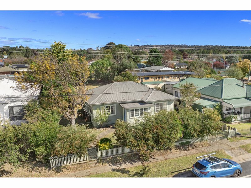 Photo - 58 Mann Street, Armidale NSW 2350 - Image 10