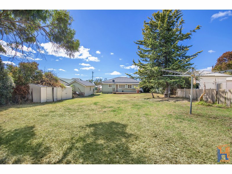 Photo - 58 Mann Street, Armidale NSW 2350 - Image 13
