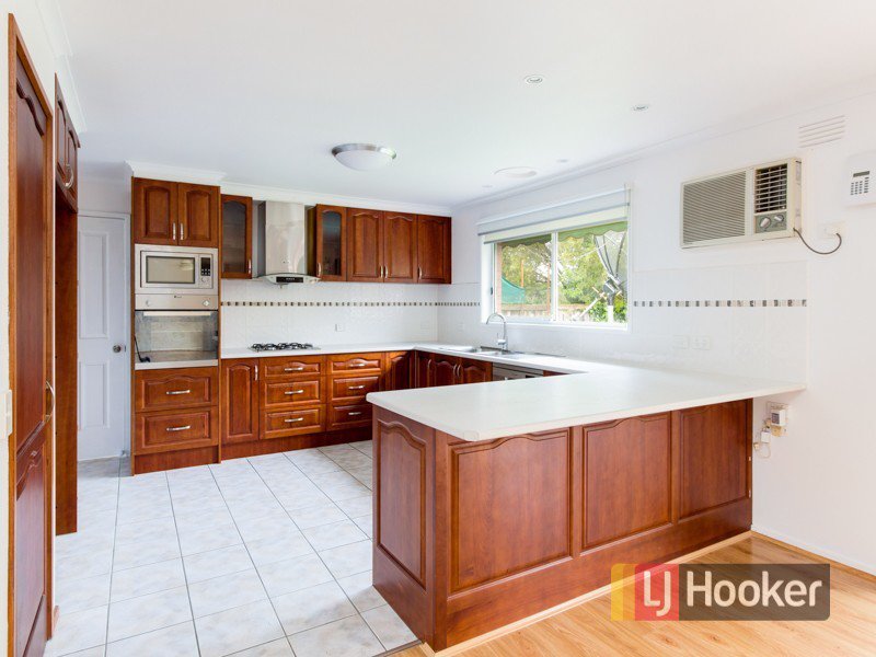 Photo - 58 Mansfield Street, Berwick VIC 3806 - Image 3