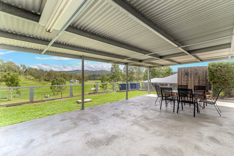 Photo - 58 Markwell Dr , Kooralbyn QLD 4285 - Image 4