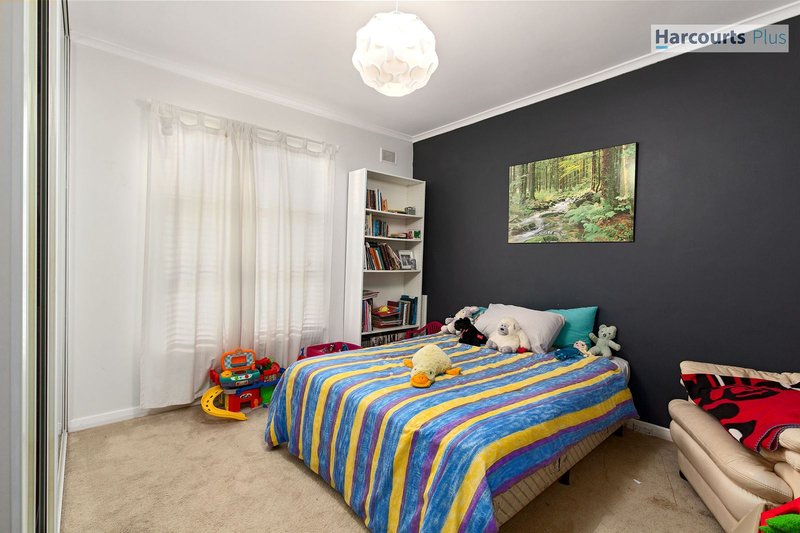 Photo - 58 Mcclure Avenue, Reynella East SA 5161 - Image 9