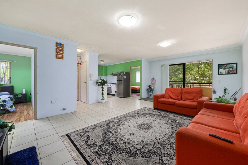 Photo - 5/8 Melanie Street, Bankstown NSW 2200 - Image 4