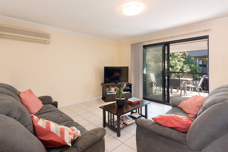 Photo - 5/8 Mordant Street, Ascot QLD 4007 - Image 5