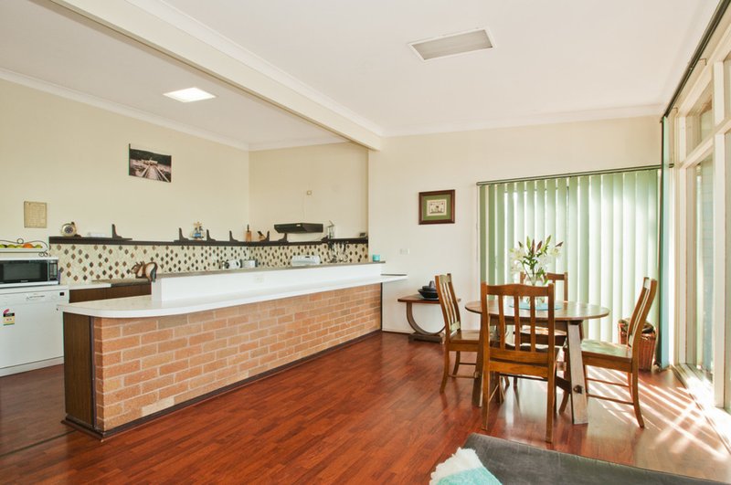 Photo - 58 Mount Keira Rd , West Wollongong NSW 2500 - Image 2