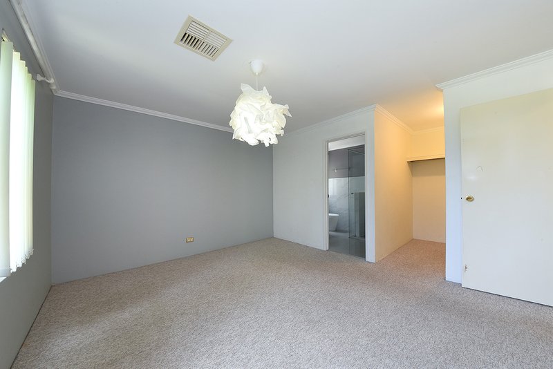 Photo - 58 Mulgrave Loop, Mindarie WA 6030 - Image 7