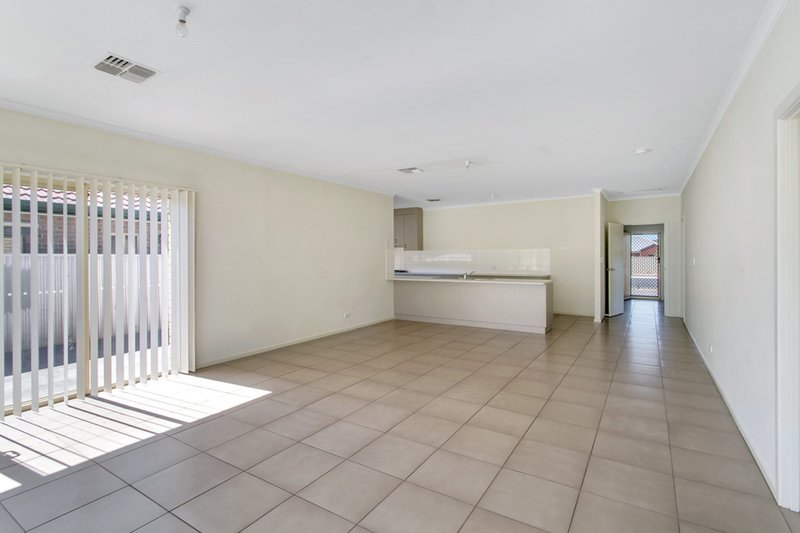 Photo - 58 Muller Road, Greenacres SA 5086 - Image 3