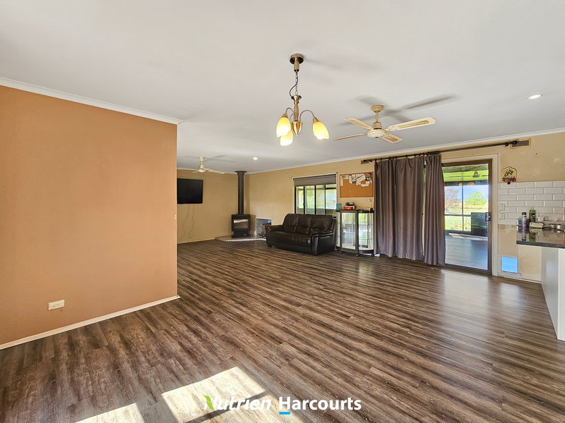 Photo - 58 Napier Road, Won Wron VIC 3971 - Image 7