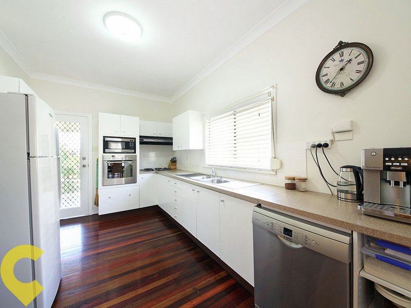 Photo - 58 Noble Street, Clayfield QLD 4011 - Image 3